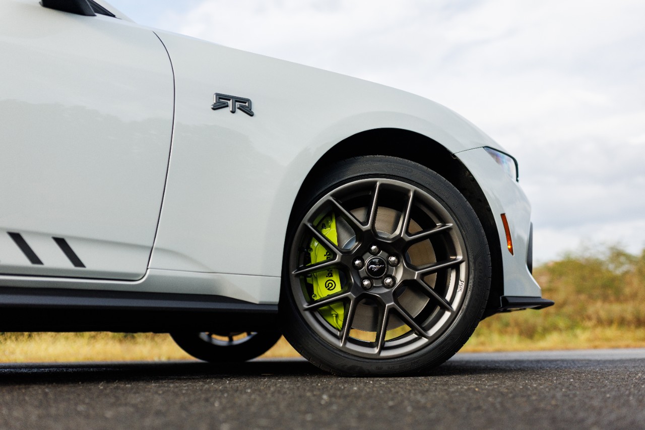 Ford Mustang RTR Package_19_409